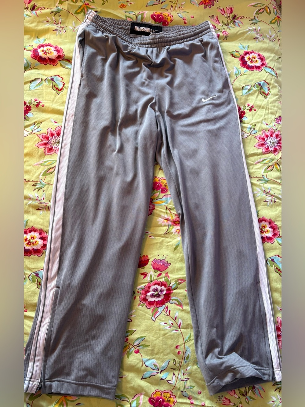 Nike Basketball 273715-065 2009 gray ankle zip Warmup pants XL 31” Inseam EUCLN